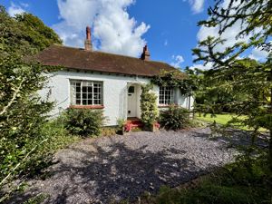 Photo 25- click for photo gallery